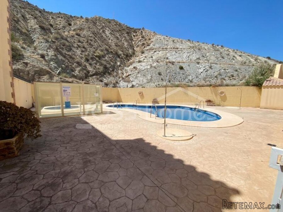 NEW LISTING TO VOSS HOMES - A larger than usual, 3 bed, 2.. - 7