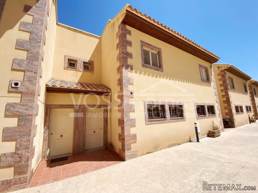 NEW LISTING TO VOSS HOMES - A larger than usual, 3 bed, 2.. - 10
