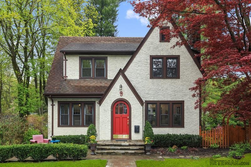 3 bedroom House For Sale: 9 Valentine..