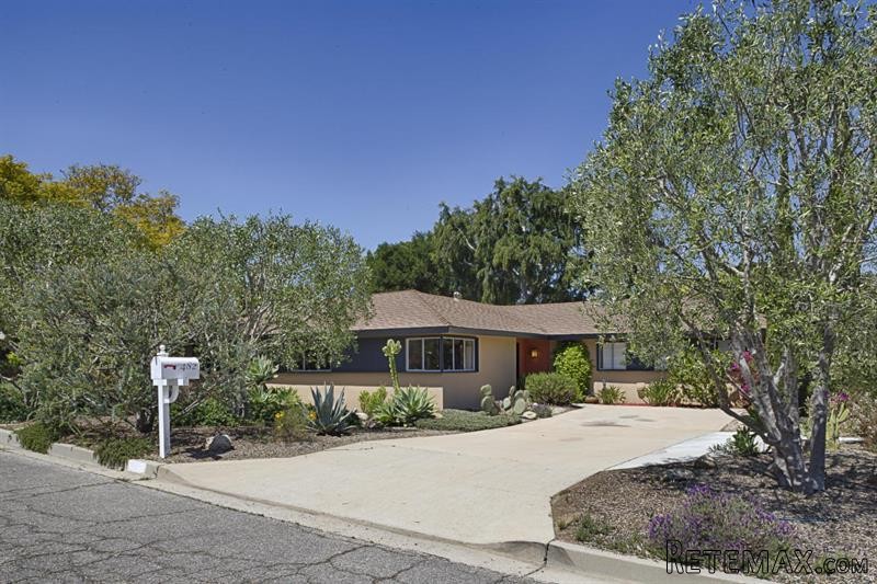 3 bedroom House For Sale: 482 Vaquero Ln - 2
