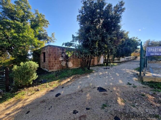 Apartmanska kuća-započeta gradnja - 3