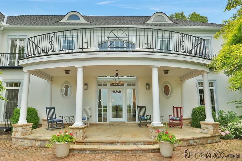 5 bedroom House For Sale: 80 Brookwood.. - 2