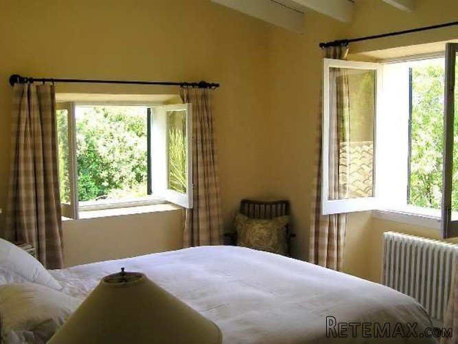 A particularly lovely country property in a privileged.. - 5
