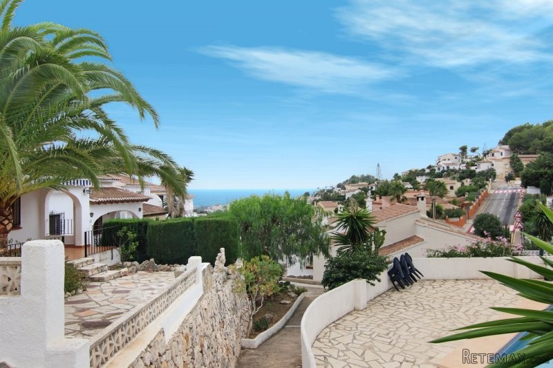 2 Bedroom Bungalow in Moraira - 2