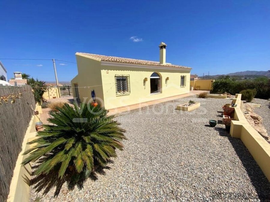 NEW & EXCLUSIVE TO VOSS HOMES - A large, light & airy 3.. - 6