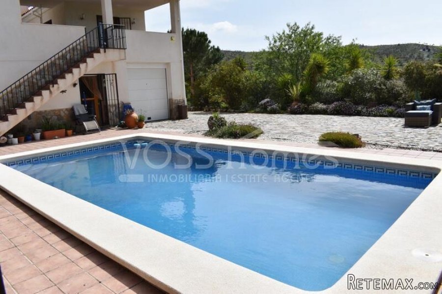 NEW & EXCLUSIVE TO VOSS HOMES - An absolutely STUNNING 6.. - 8