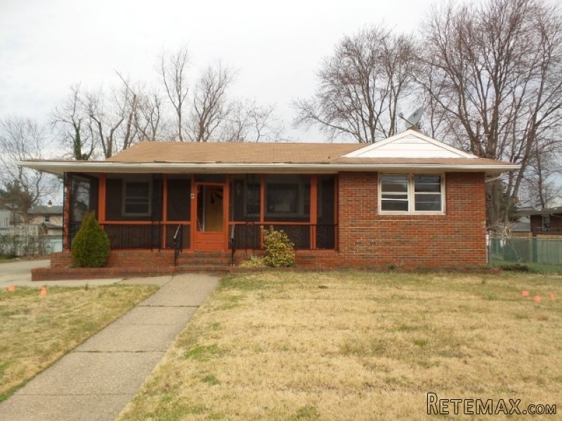 8 Cornell Ave Somerdale, NJ, 08083..