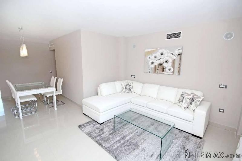 3 bedroom apartment for sale - 2