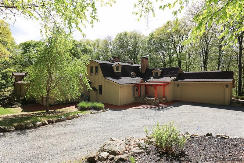 3 bedroom House For Sale: 244 Lane Gate.. - 2