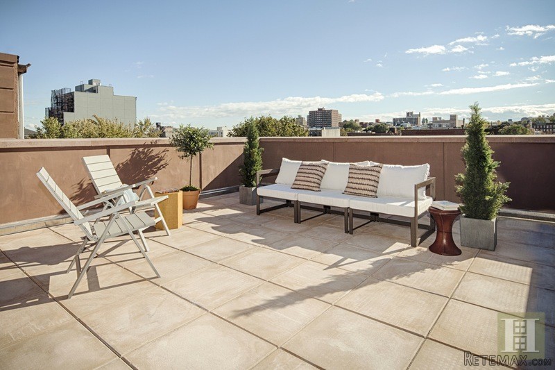 2 bedroom Apartment For Sale: 92..