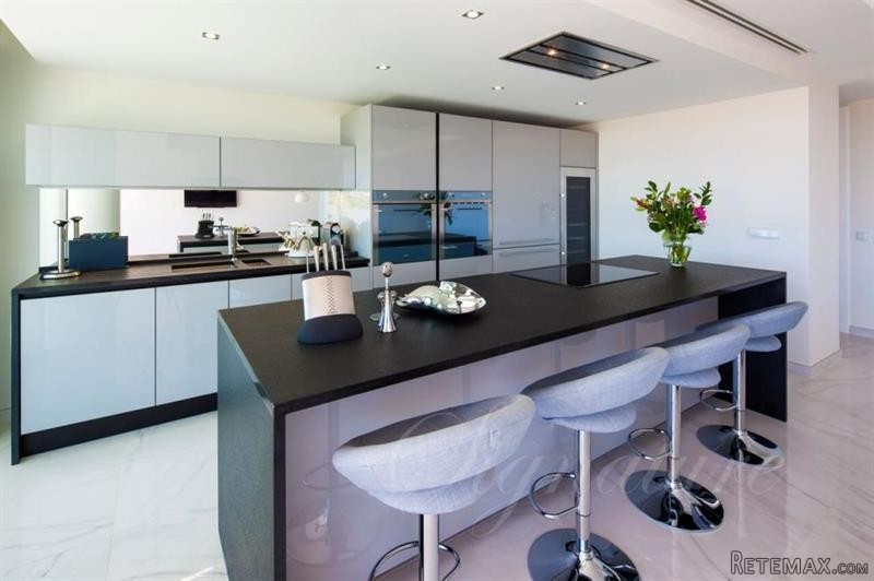 3 bedroom Apartment For Sale:.. - 2