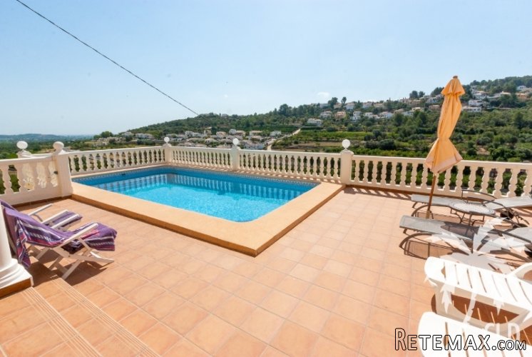 Chalet for sale in Orba! The House consists of two floors.. - 3