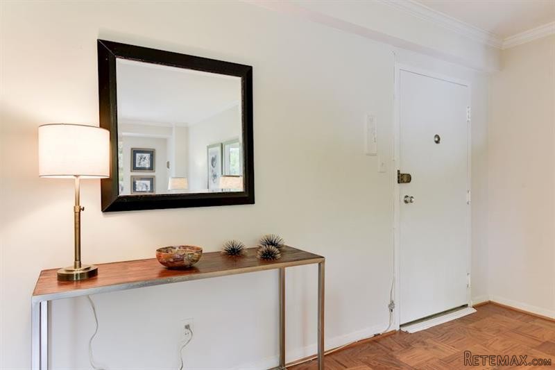 2 bedroom Apartment For Sale: 5100.. - 2