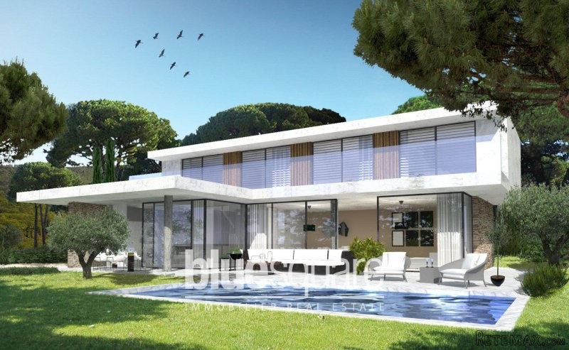 Building plot of land - Valbonne