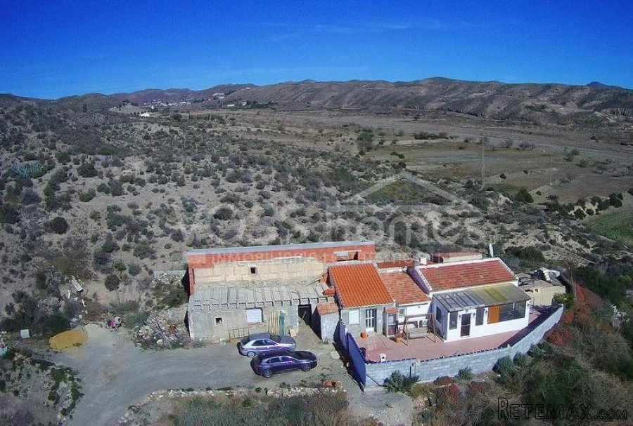 HABITABLE HOUSE PLUS RENOVATION PROJECT - A habitable 3.. - 5