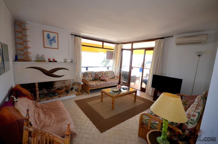 Well presented three-bedroom penthouse, with amazing sea.. - 5