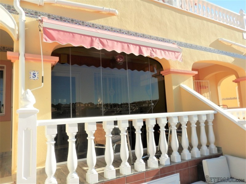 Fabulous Reformed Battenburg Townhouse.. - 2