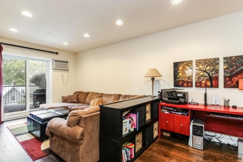3 Bedrooms - Condo - New York State -.. - 2