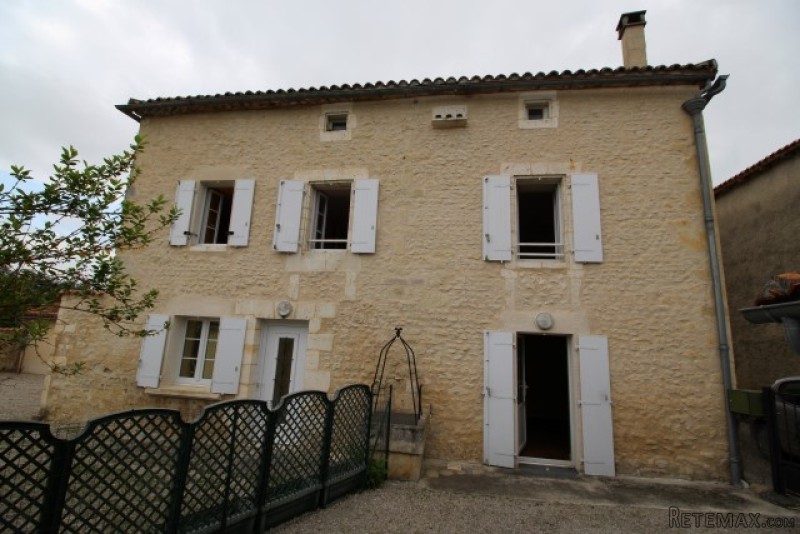 Village House With Four Bedrooms And..