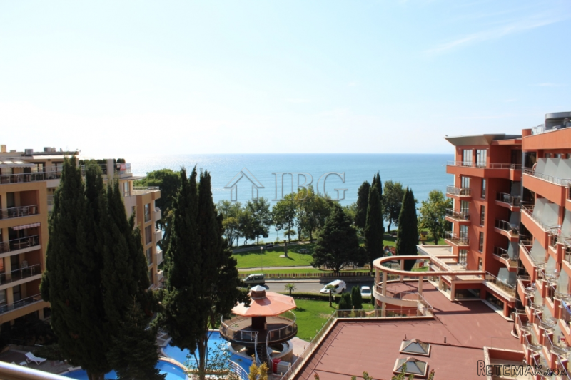 Beachfront Apartment with panoramic SEA..