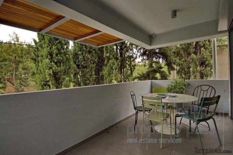 2 bedroom Apartment For Sale: Palaio..