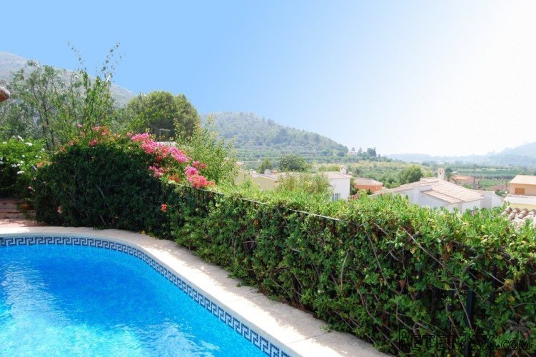 Quality detached villa located close to the beautiful.. - 2