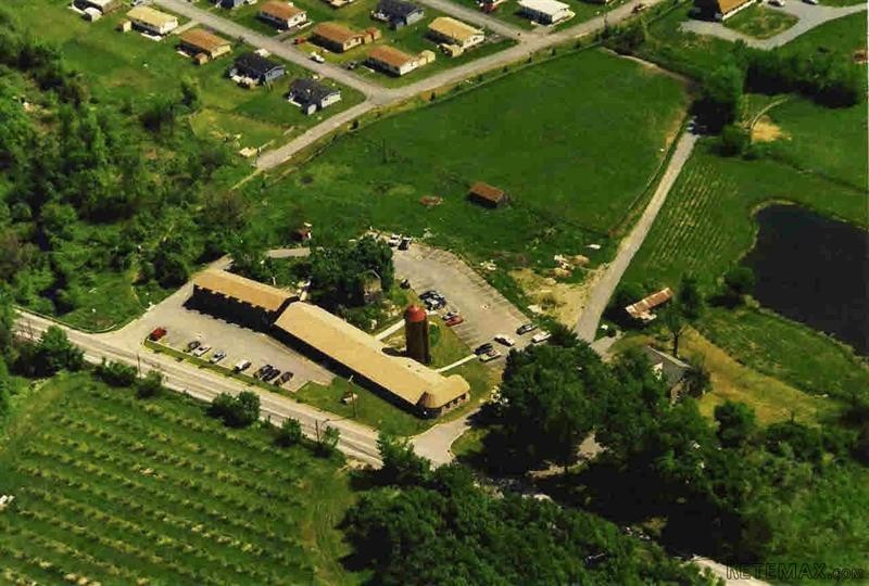 Commercial Property For Sale: 960..