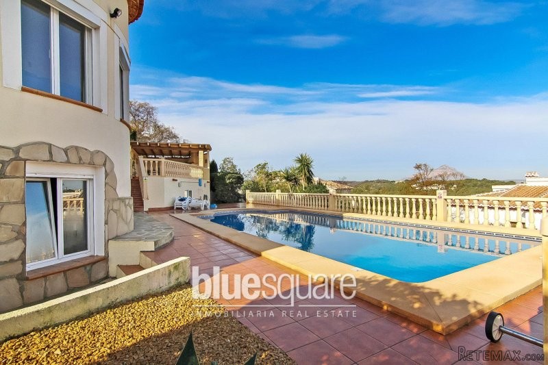 Impressive 4 Bedroom Villa Javea - 2