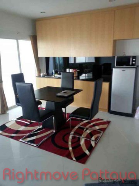 1 Bedroom Condo for sale in Wongamat -.. - 2