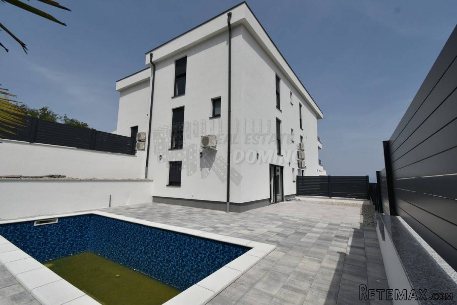 Veći apartman sa pripadajućim studiom i bazenom! Malinska! - 7
