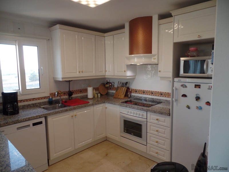 2 Bedrooms - Apartment - For Sale - 2