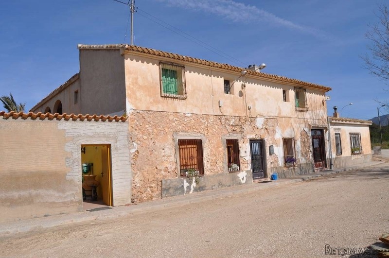 Casa Largo, Pinoso