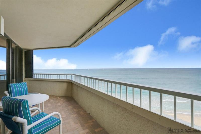 3 bedroom Residence For Sale: Singer..