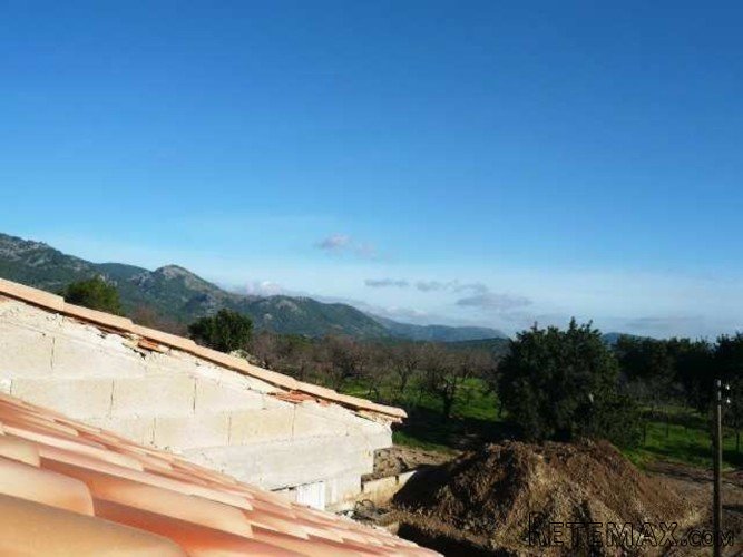 Lovely newly-built townhouse in Moscari. With plot of 290.. - 2