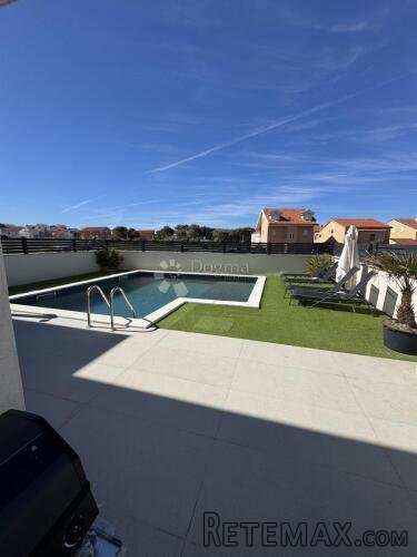 Povljana – Dvije luksuzne duplex kuće s bazenom, svaka zaseb - 2
