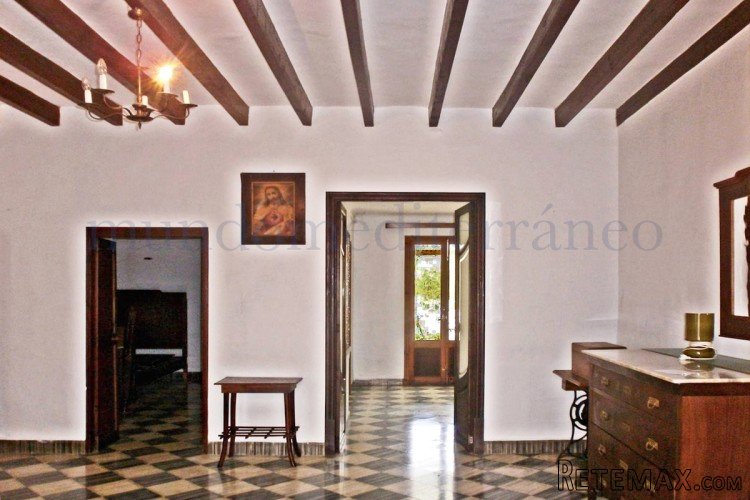 Really lovely townhouse in one of the oldest picturesque.. - 2