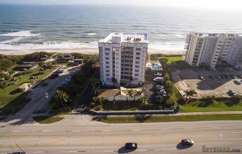 3 bedroom Flat For Sale: 2195 Highway..