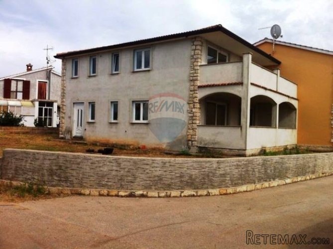 Kuća 5km od Poreča roh-bau