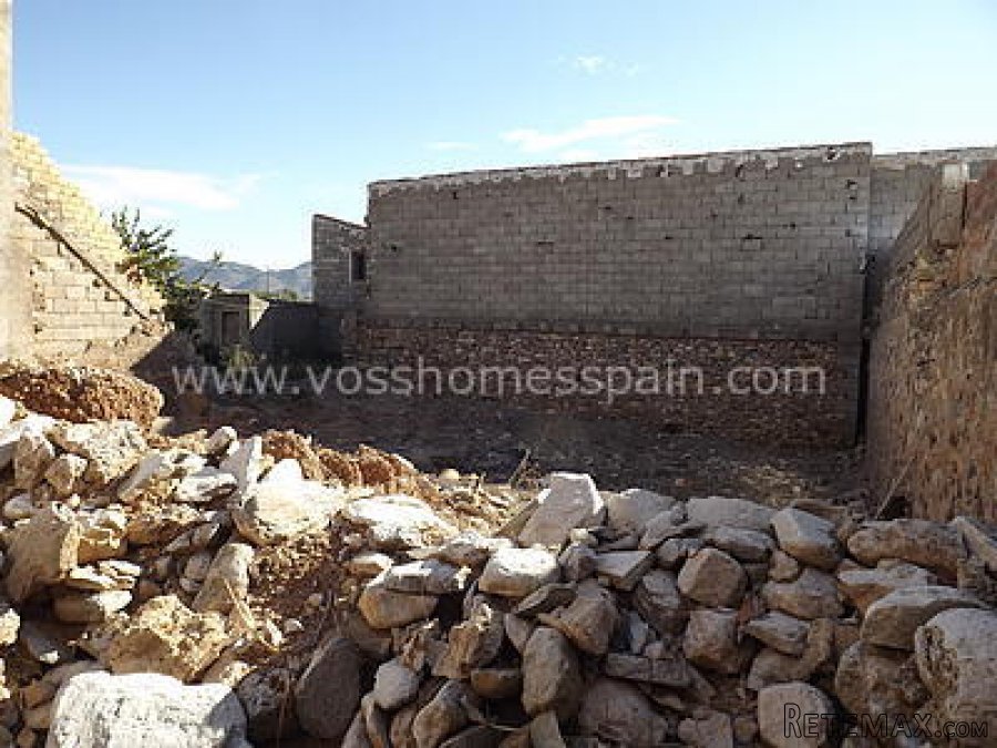 Ruin of 63m2 on an urban building plot Water and.. - 6