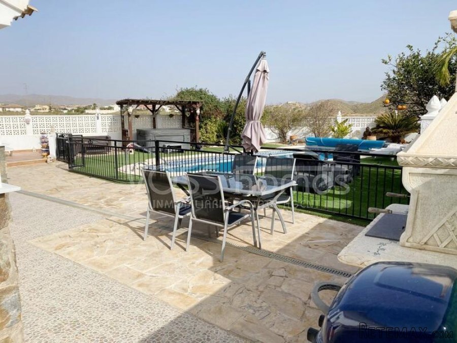 NEW & EXCLUSIVE TO VOSS HOMES - A larger than average 3.. - 7