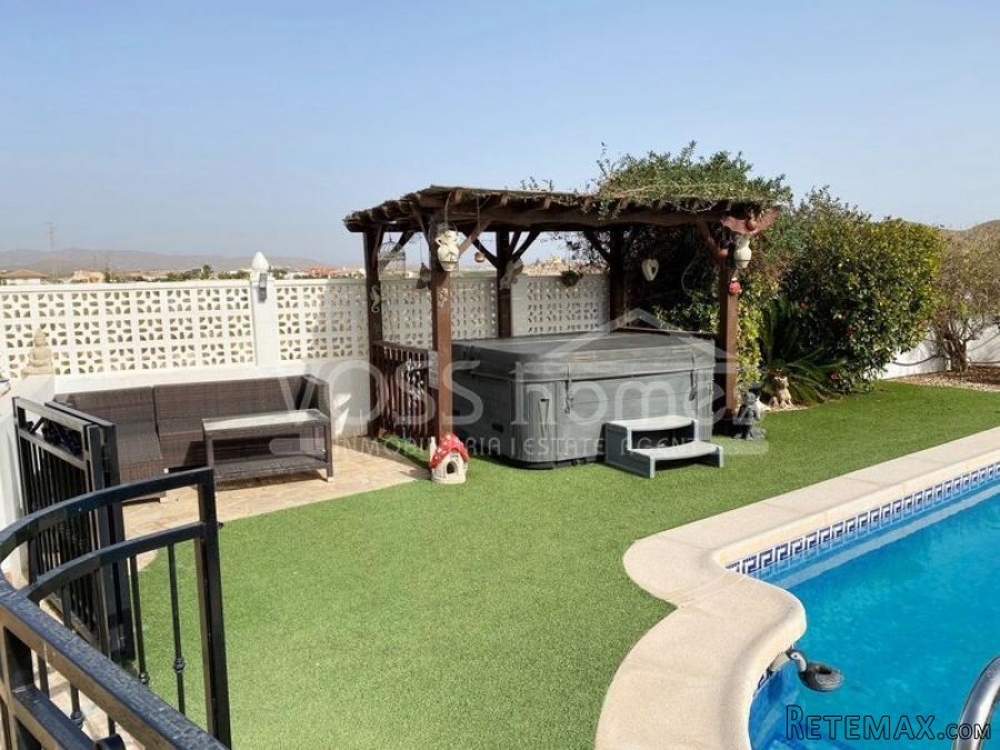 NEW & EXCLUSIVE TO VOSS HOMES - A larger than average 3.. - 9