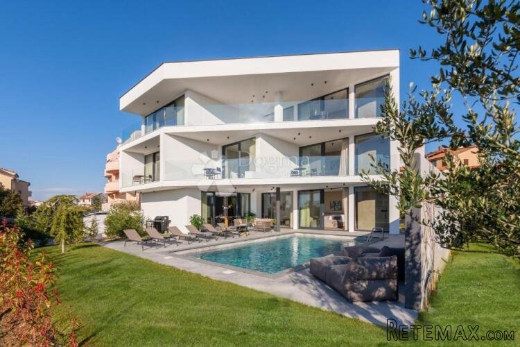 LUKSUZNA KUĆA PULA