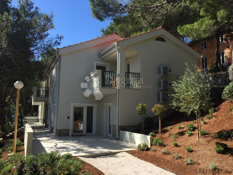 DALMACIJA, 48.60 M2, 2S+DB