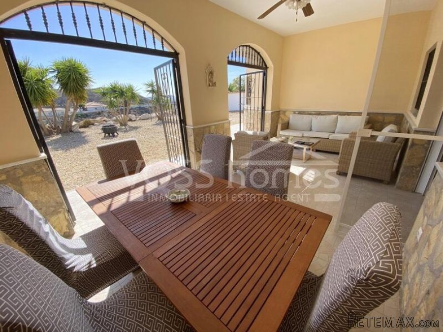 NEW & EXCLUSIVE LISTING TO VOSS HOMES - A larger than.. - 2