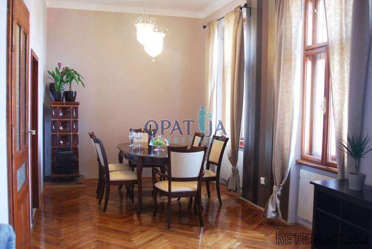 OPATIJA- uređeni stan s balkončićem i okućnicom - 2
