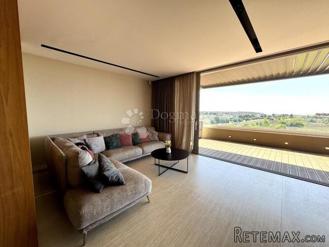 Istra - Luksuzan penthouse s panoramskim pogledom na more