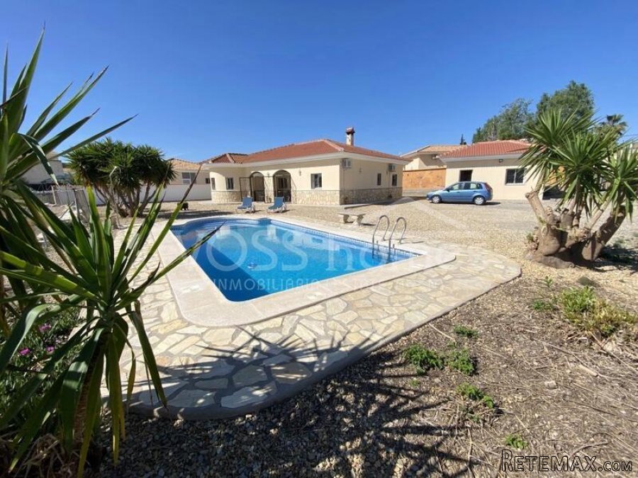 NEW & EXCLUSIVE LISTING TO VOSS HOMES - A larger than.. - 4