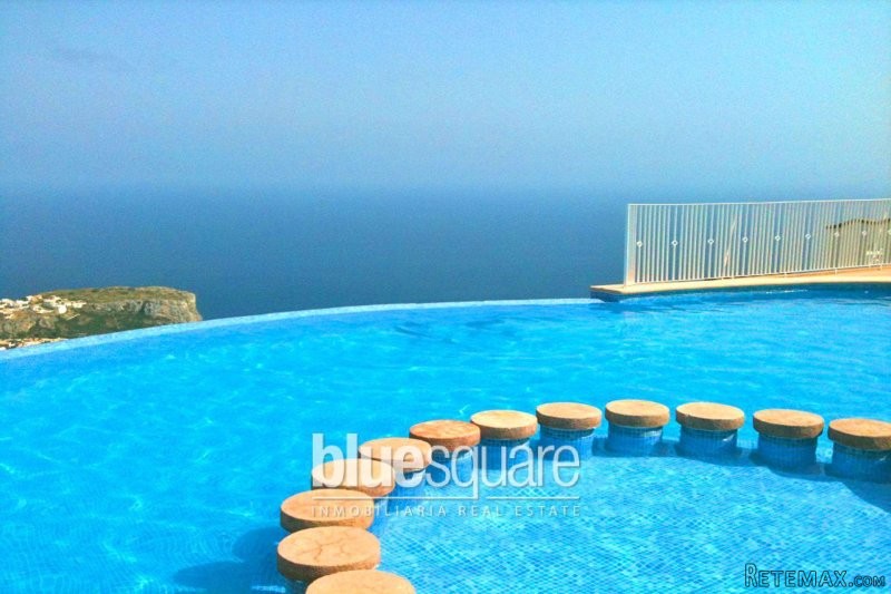 Spectacular 3 bedroom duplex apartment.. - 2