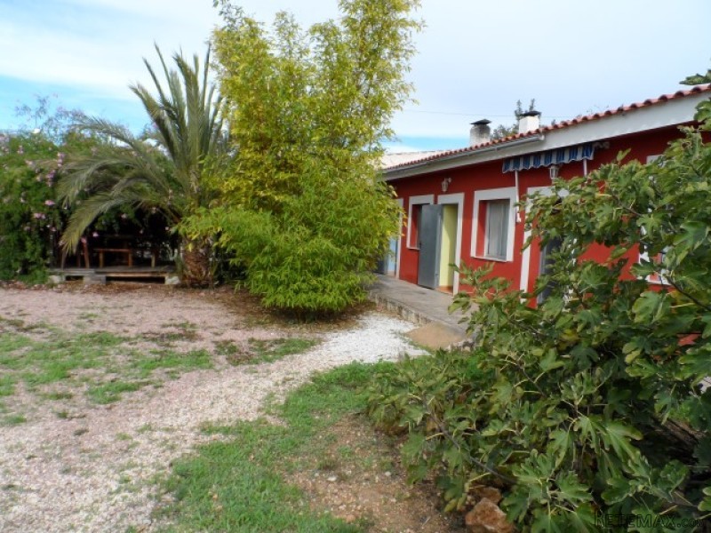 11 bedroom, 5 bathroom Farm / Country.. - 2
