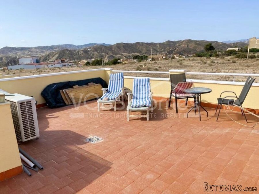 NEW & EXCLUSIVE LISTING WITH VOSS HOMES - A stunning.. - 20